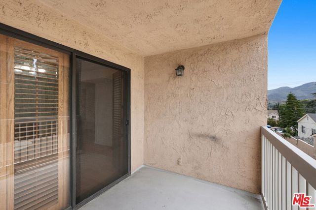 3245 Altura Avenue 8, Glendale, CA 91214