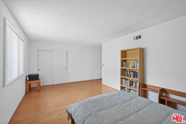 3245 Altura Avenue 8, Glendale, CA 91214