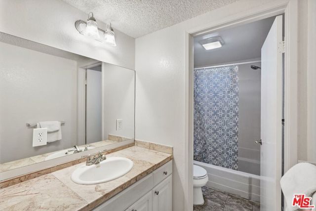 3245 Altura Avenue 8, Glendale, CA 91214