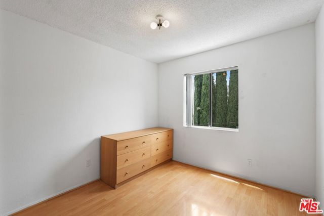 3245 Altura Avenue 8, Glendale, CA 91214
