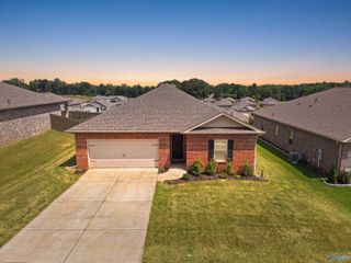 115 Settlement Drive, Huntsville, AL 35810