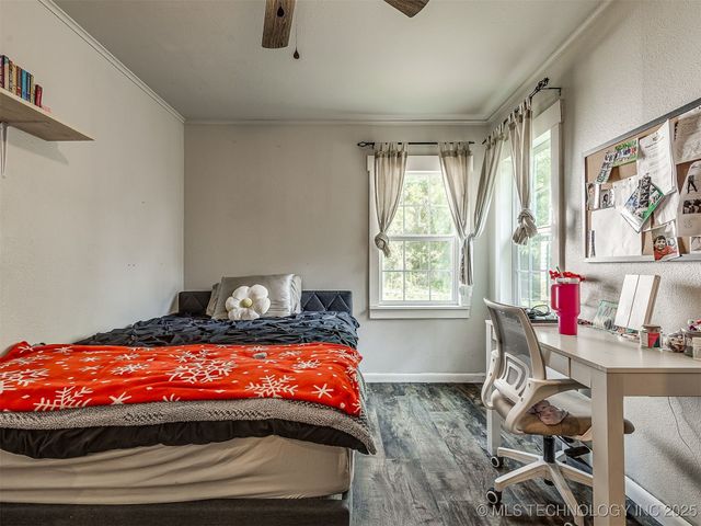 202 E Hickory Street, Coweta, OK 74429