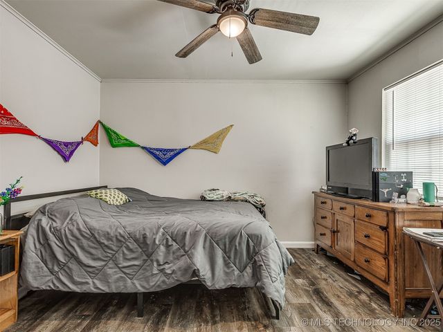 202 E Hickory Street, Coweta, OK 74429