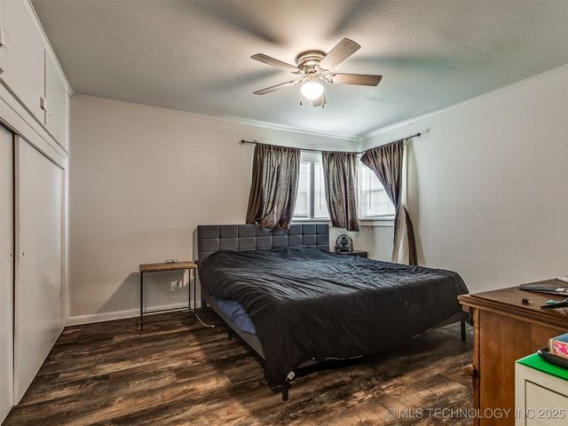 202 E Hickory Street, Coweta, OK 74429