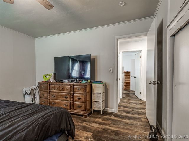 202 E Hickory Street, Coweta, OK 74429