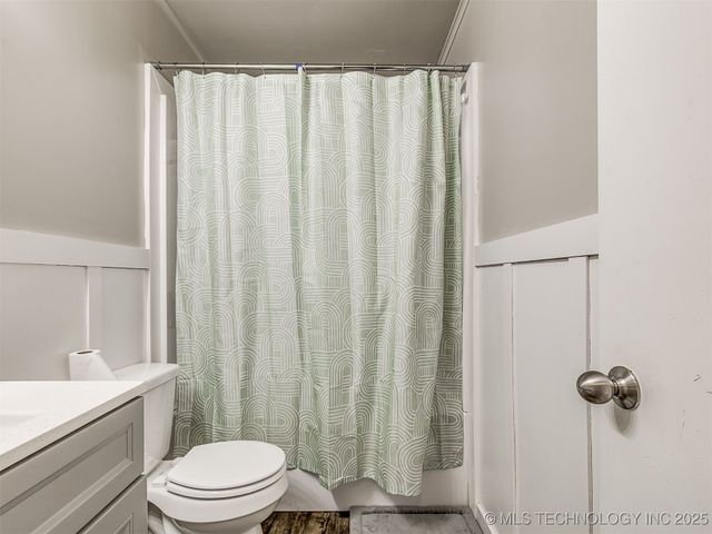 202 E Hickory Street, Coweta, OK 74429