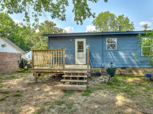 202 E Hickory Street, Coweta, OK 74429