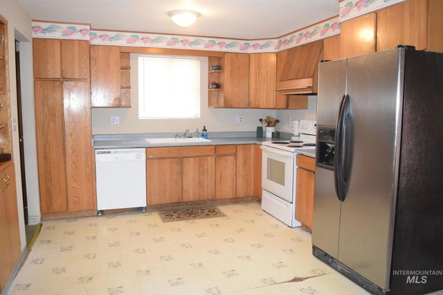 11825 W Victory Road, Boise, ID 83709