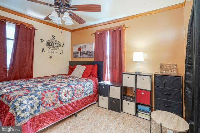 736 S EAST AVE, Vineland, NJ 08360