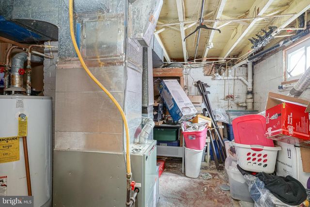 736 S EAST AVE, Vineland, NJ 08360