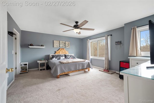 33594 Harlowshire Street, Farmington Hills, MI 48335