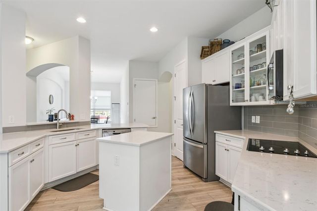 24414 WOODHILL COURT, Sorrento, FL 32776