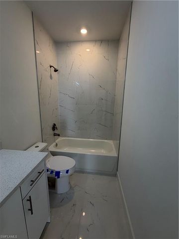 4719 28th ST SW, Lehigh Acres, FL 33973