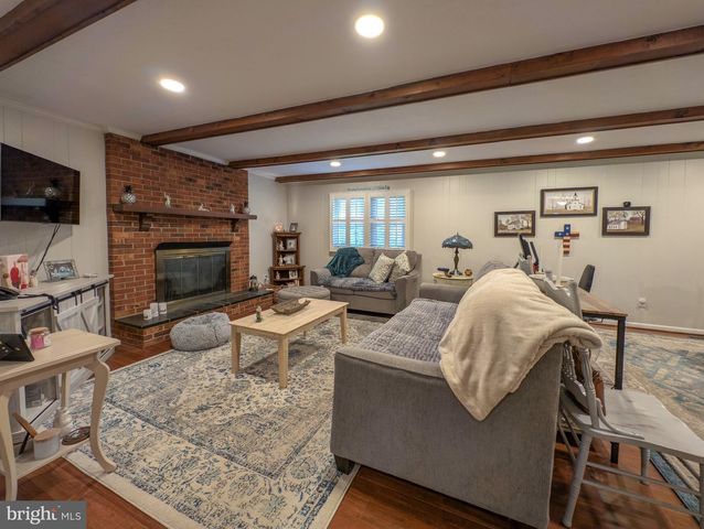 16490 MOUNTAIN RUN LN, Culpeper, VA 22701
