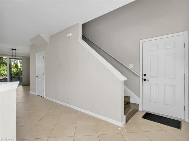 8540 Violeta ST 102, Estero, FL 34135