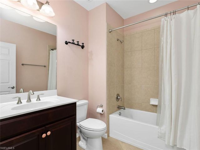 8540 Violeta ST 102, Estero, FL 34135