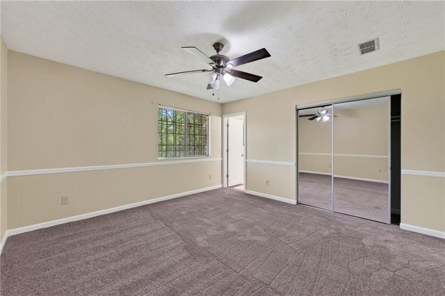5350 Greenhedge Trail, Stone Mountain, GA 30088