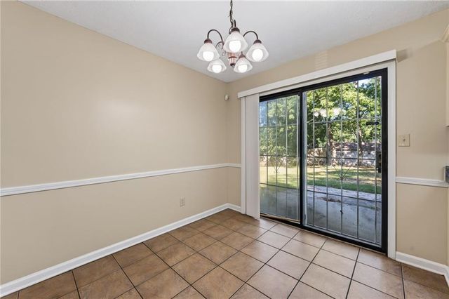5350 Greenhedge Trail, Stone Mountain, GA 30088