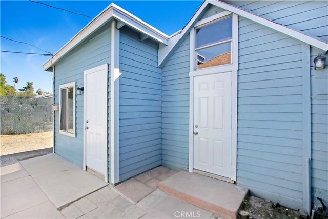 213 W Kimball, Hemet, CA 92543