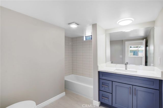 213 W Kimball, Hemet, CA 92543