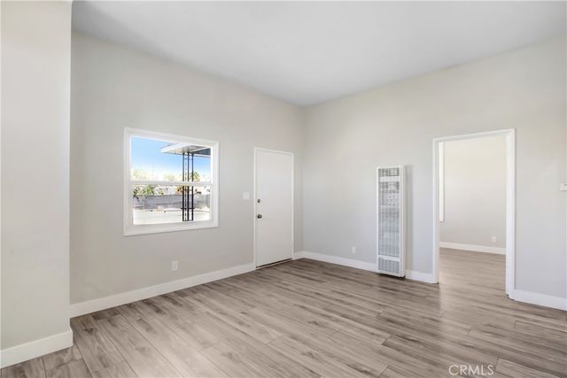 213 W Kimball, Hemet, CA 92543