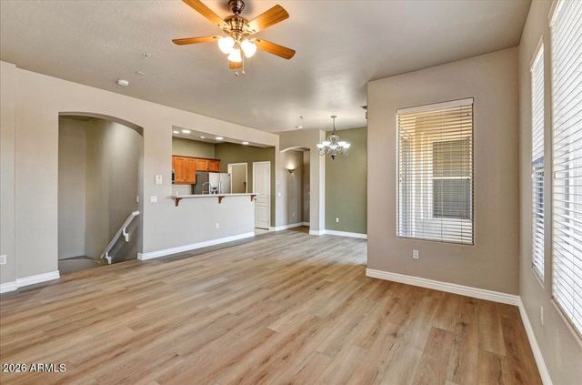 19475 N GRAYHAWK Drive 2081, Scottsdale, AZ 85255