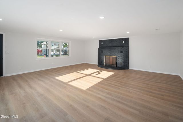 12 Haviland Avenue, South Glens Falls, NY 12803