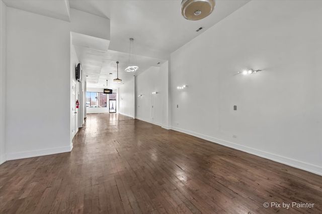 2710 W Chicago Avenue GRND, Chicago, IL 60638