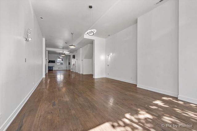 2710 W Chicago Avenue GRND, Chicago, IL 60638
