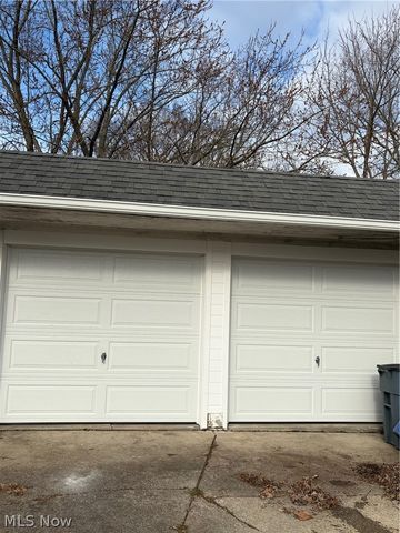 365 S Prospect Street, Medina, OH 44256