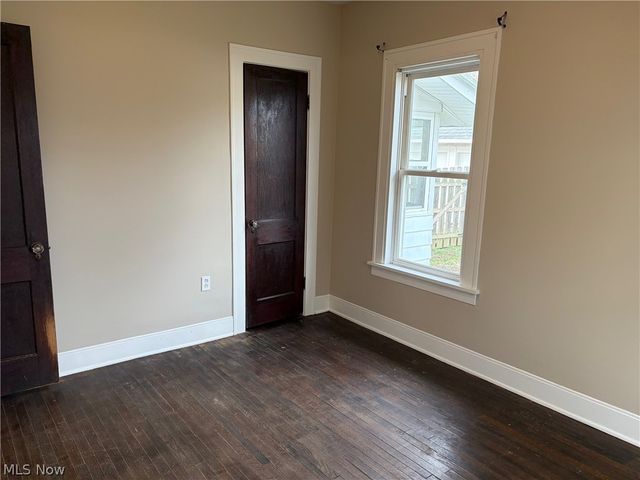 365 S Prospect Street, Medina, OH 44256