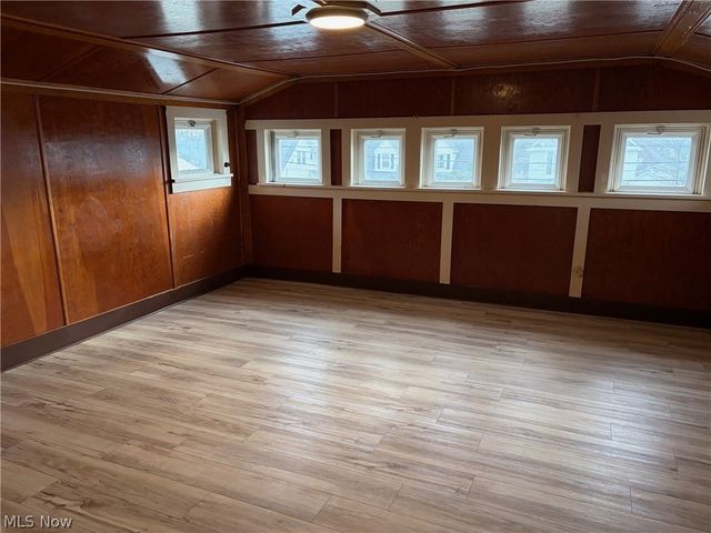 365 S Prospect Street, Medina, OH 44256