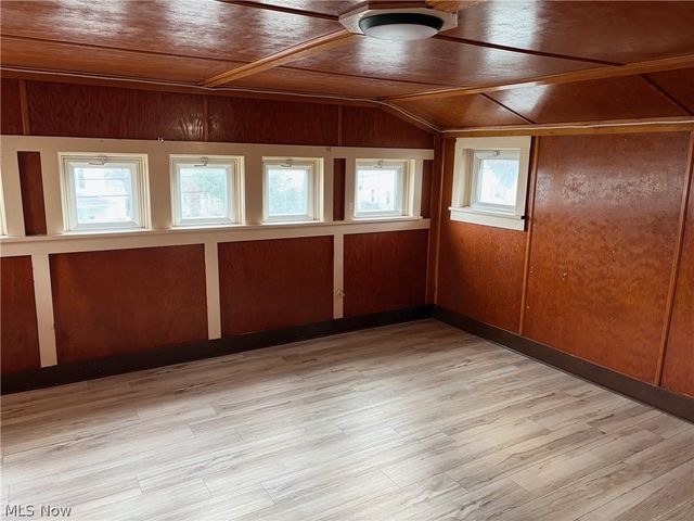 365 S Prospect Street, Medina, OH 44256