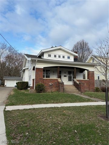 365 S Prospect Street, Medina, OH 44256