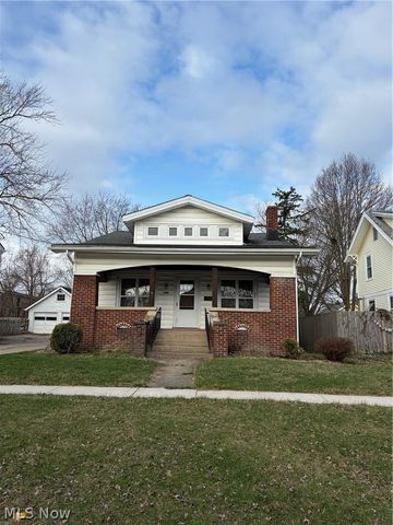 365 S Prospect Street, Medina, OH 44256