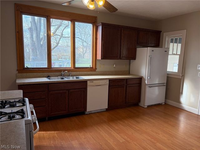 365 S Prospect Street, Medina, OH 44256