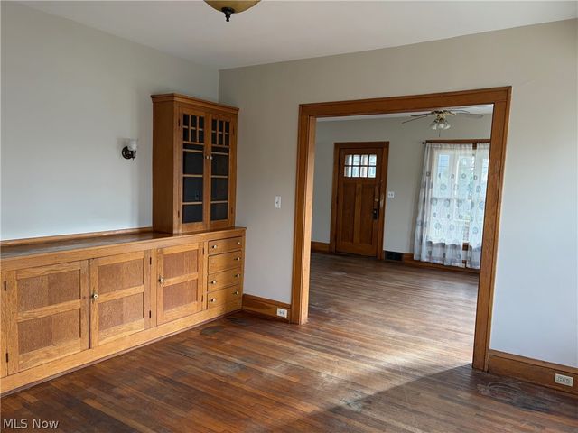 365 S Prospect Street, Medina, OH 44256