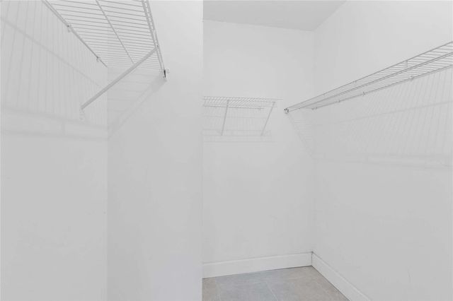 2841 Somerset Drive 311, Lauderdale Lakes, FL 33311