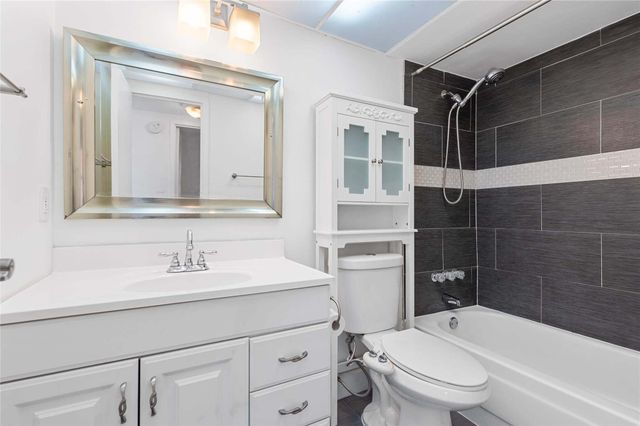 2841 Somerset Drive 311, Lauderdale Lakes, FL 33311