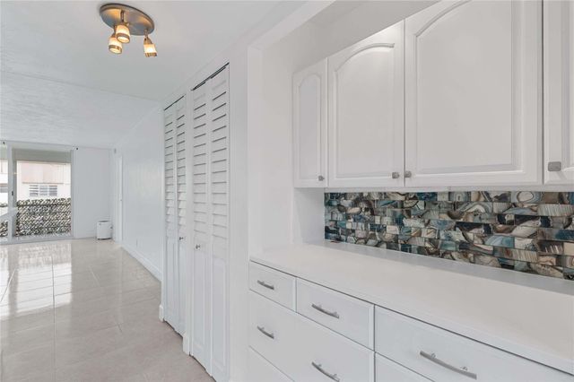 2841 Somerset Drive 311, Lauderdale Lakes, FL 33311