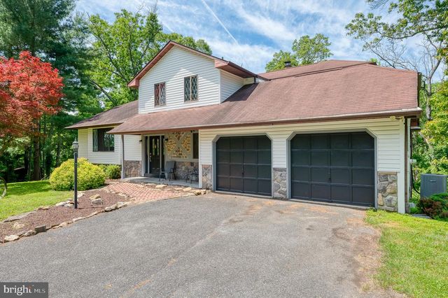 6 OLD GARRETT CT, White Hall, MD 21161