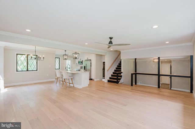 6 OLD GARRETT CT, White Hall, MD 21161