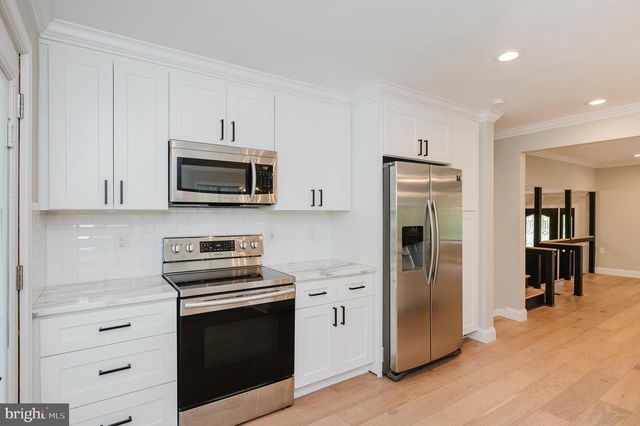 6 OLD GARRETT CT, White Hall, MD 21161
