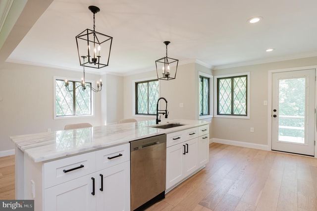 6 OLD GARRETT CT, White Hall, MD 21161