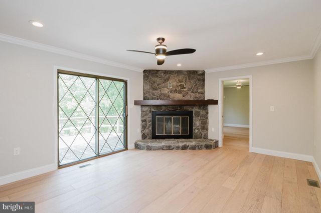 6 OLD GARRETT CT, White Hall, MD 21161