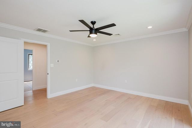 6 OLD GARRETT CT, White Hall, MD 21161