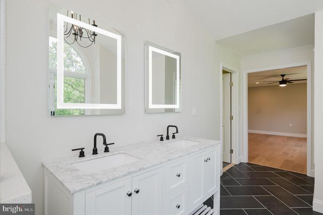 6 OLD GARRETT CT, White Hall, MD 21161