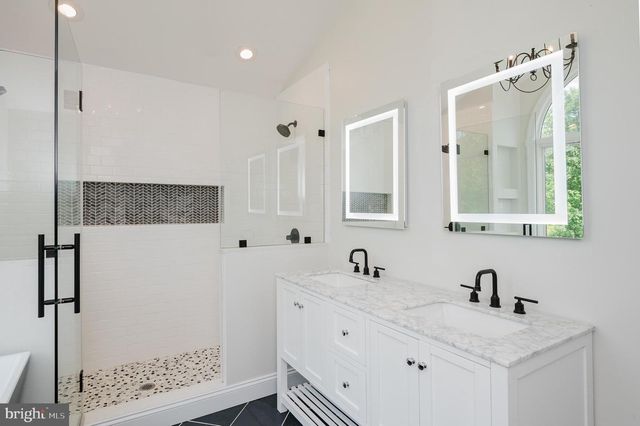 6 OLD GARRETT CT, White Hall, MD 21161