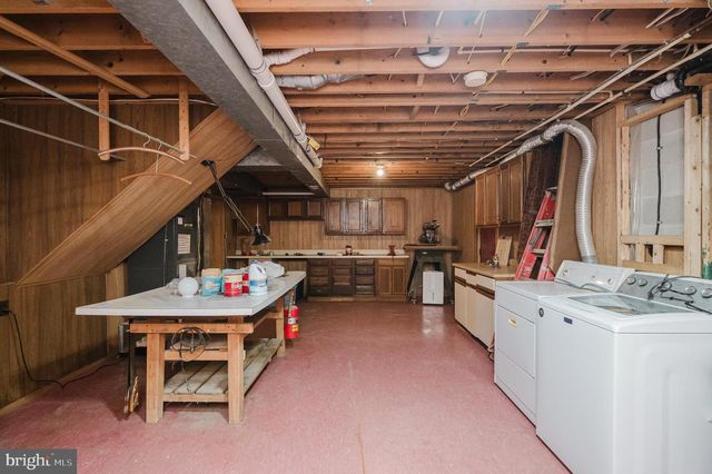 6 OLD GARRETT CT, White Hall, MD 21161