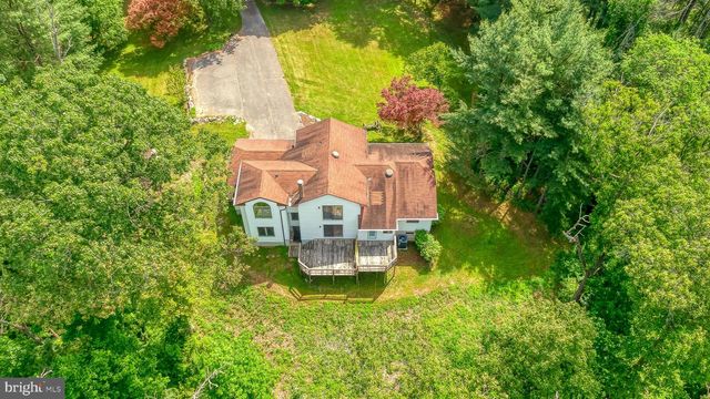 6 OLD GARRETT CT, White Hall, MD 21161